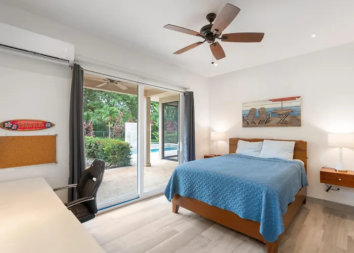 Beautiful In A Gated Neighborhood Walking Distance To The With Garden Views And A Pool Brasilito